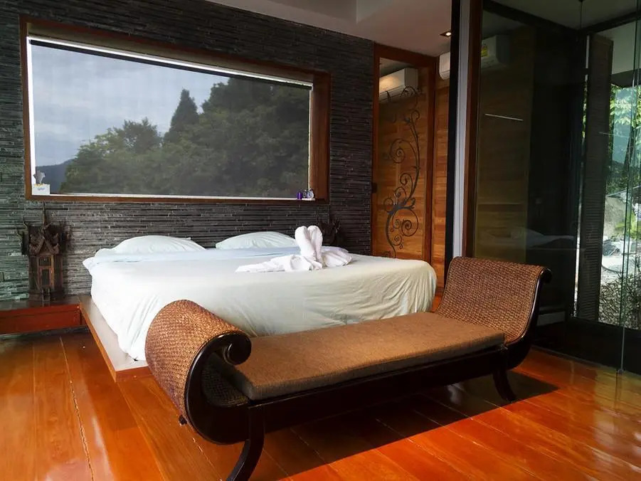 Baan Hin Nok Villa
