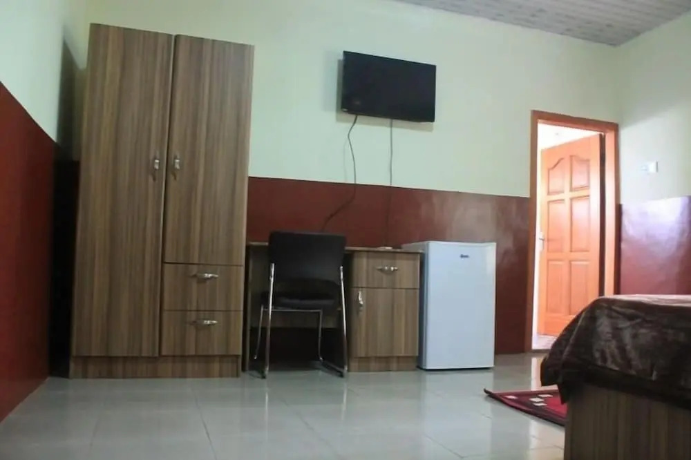 Adinkra City Hotel