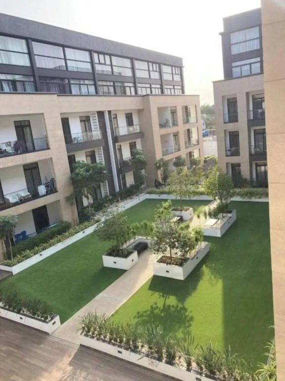Embassy garden ebs legend luxury studio