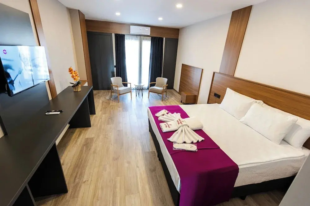 Restway Hotel