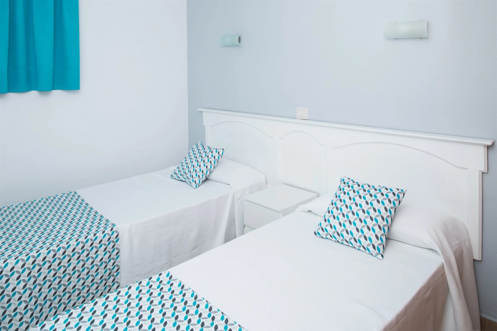 Apartamentos Montesol