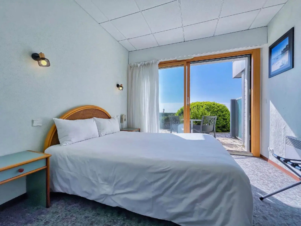 Logis Hôtel lAlbatros