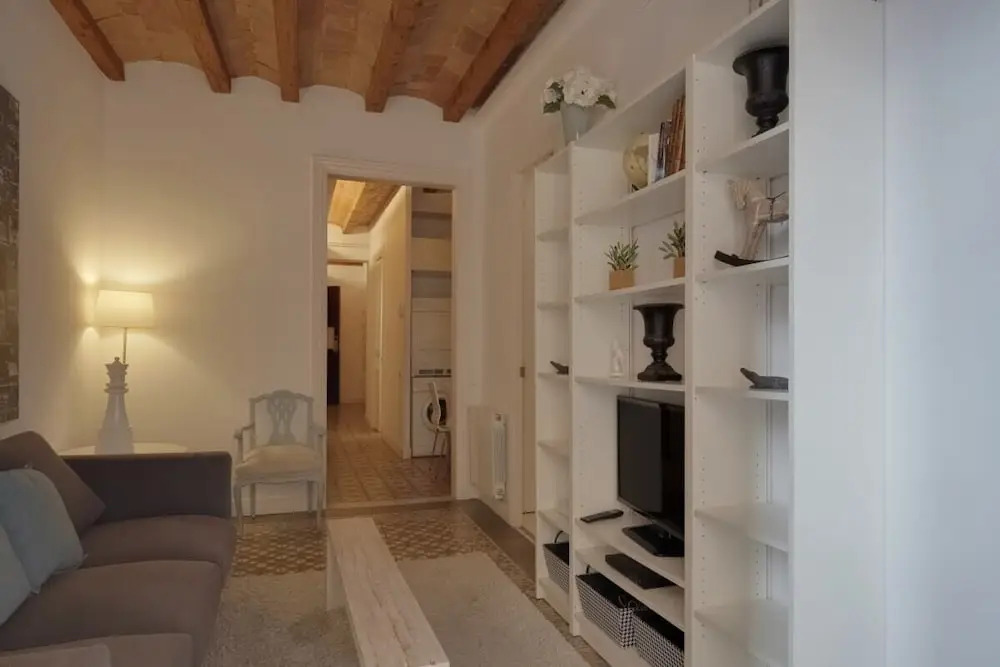 Amazing 3bdr W/balcony in Lesseps