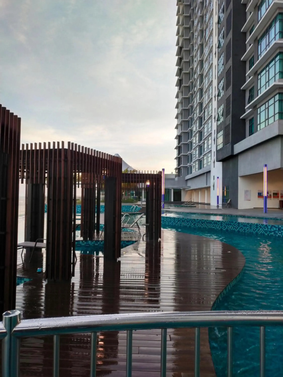ZilleVille Studio Suite Seaview With Balcony at Imperium Residence