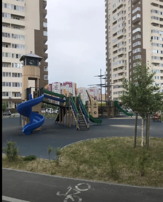 Гостим Посуточно на улице Вадима Бованенко 3