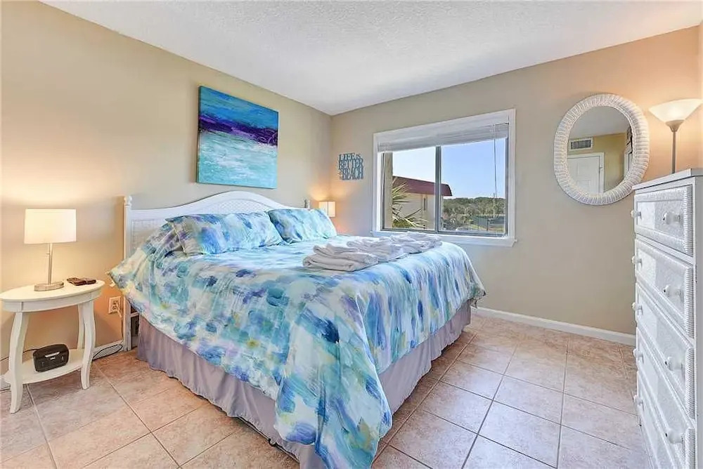 Ocean & Racquet 2303 - Two Bedroom Condo