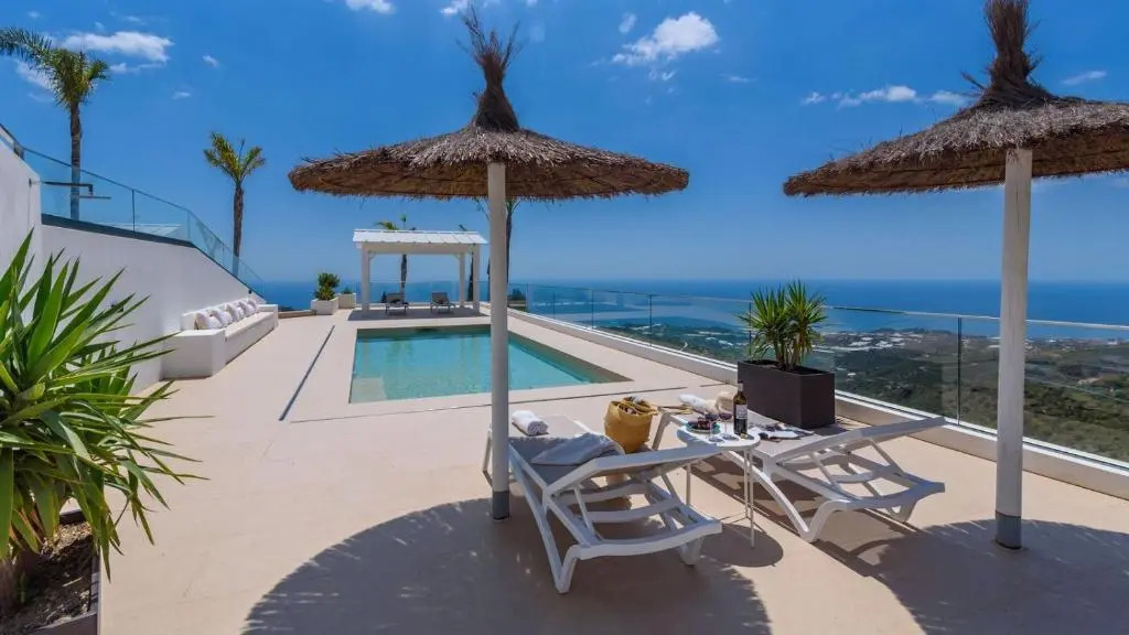 Casa What a Life Sayalonga by Ruralidays