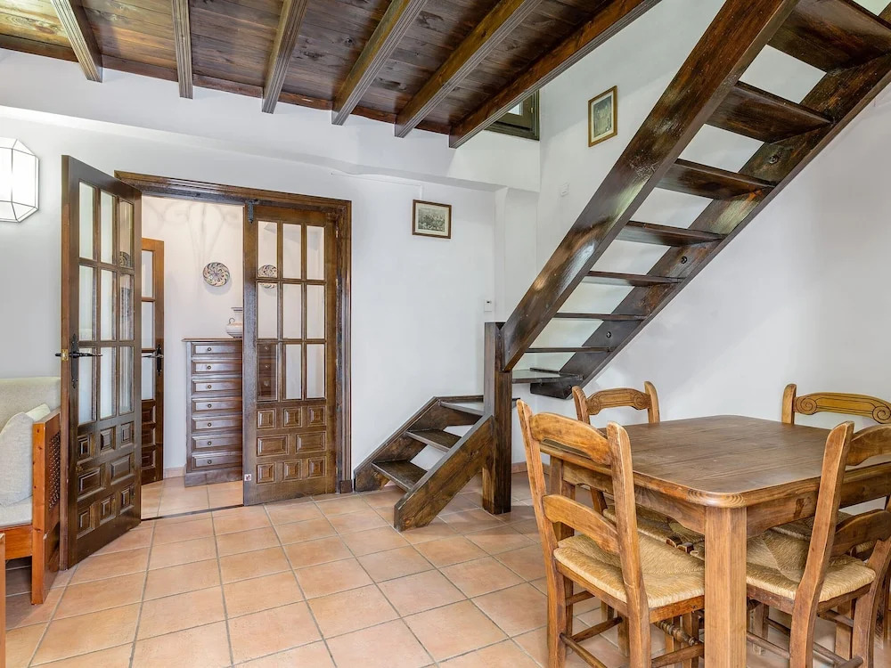 Comfortable Apartment in Granada Near ski Area With Balcony