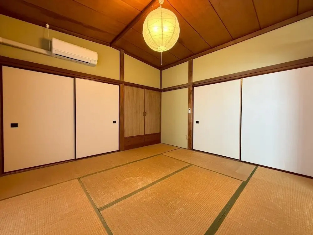 Azamian Atami