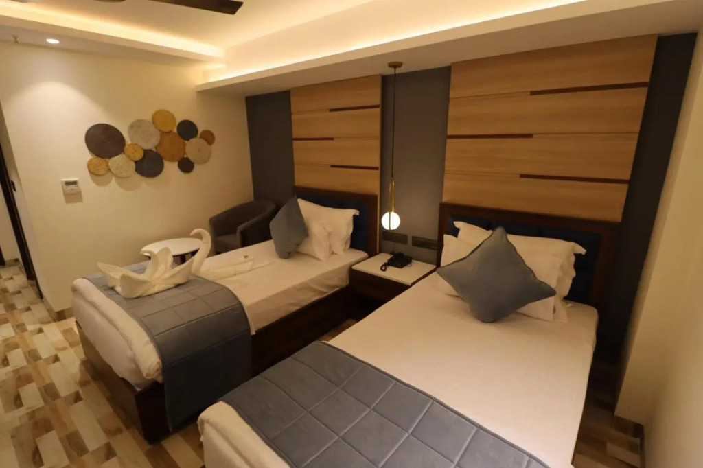 Mastiff  Hotel Dhanbad