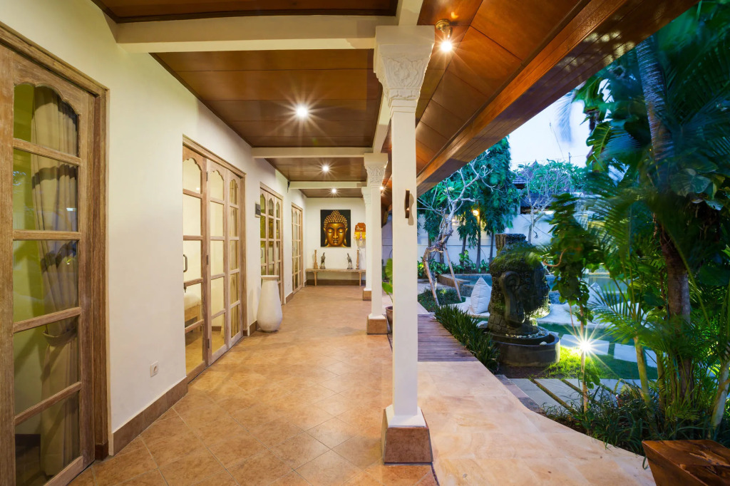 Bale Seminyak