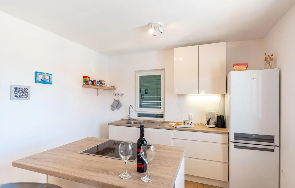 Three-Bedroom Holiday Home In Nova