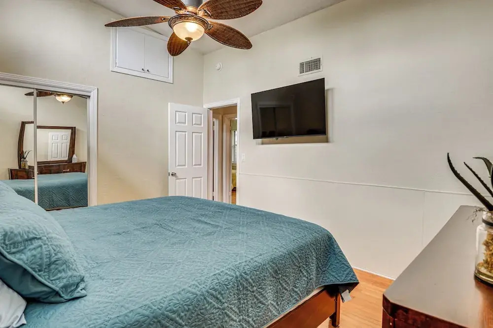3 Mi to Beach & Boardwalk: Riverfront Daytona Home