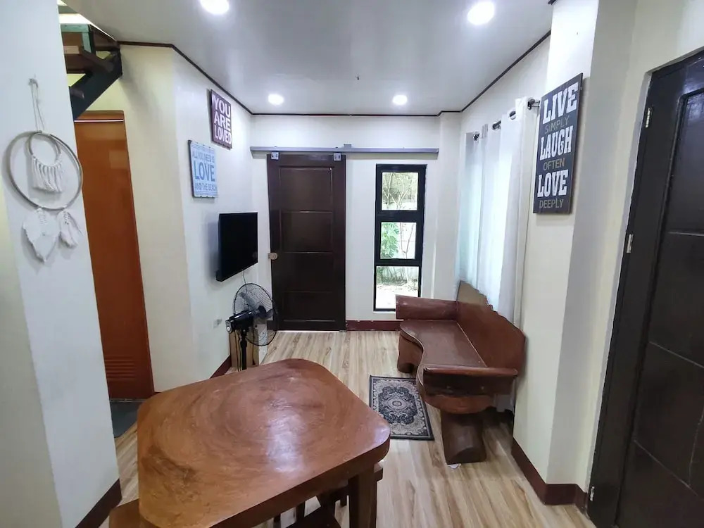 Boac Beach Guesthouse