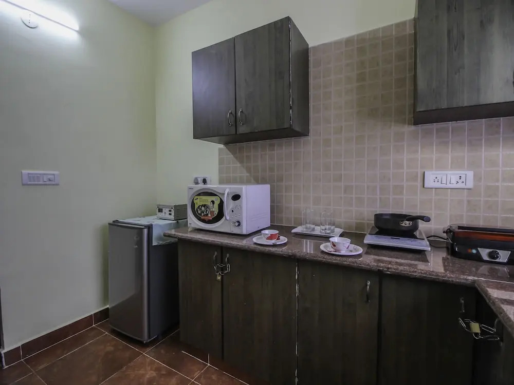 OYO 10726 Home Modern Pool View 2BHK Vagator