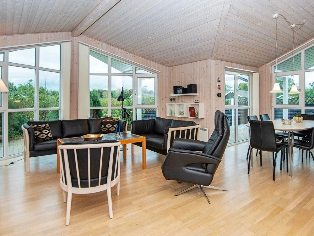 Quaint Holiday Home in Hemmet Jutland With Indoor Whirlpool