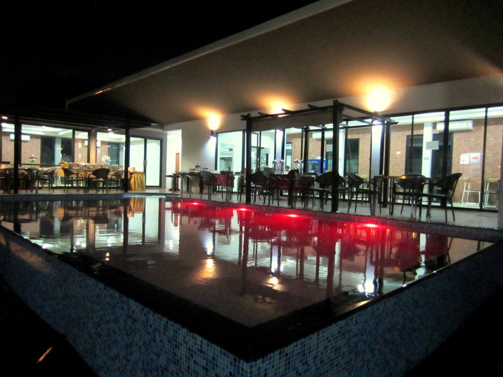 Life Grand Hotel