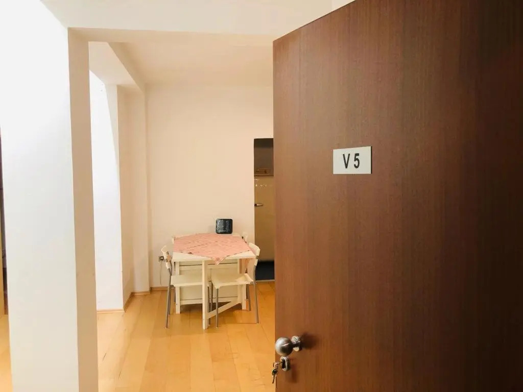 Vintler Apartments