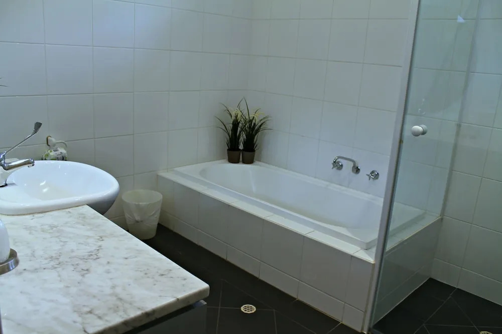 Adelaide DressCircle Apartments - Specialty Accommodation
