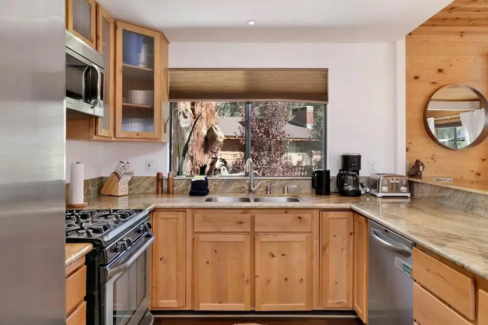 Chimney Peak Chalet #2048 by Big Bear Vacations