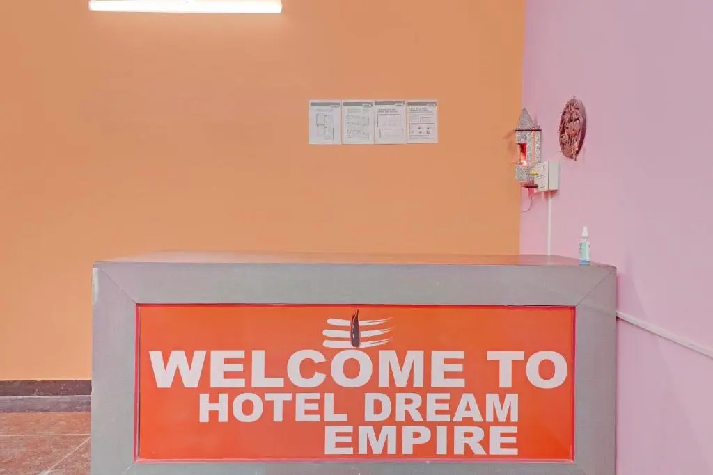 OYO Flagship 83438 Hotel Dream Empire