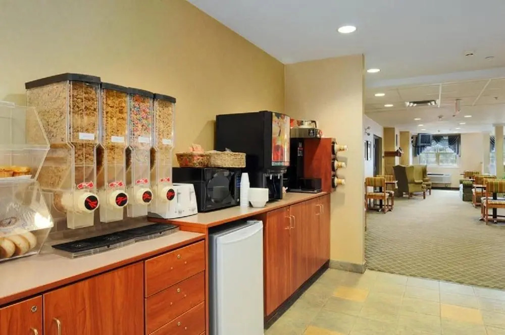 Parry Sound Inn & Suites