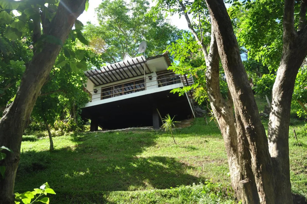 Tugawe Cove Resort