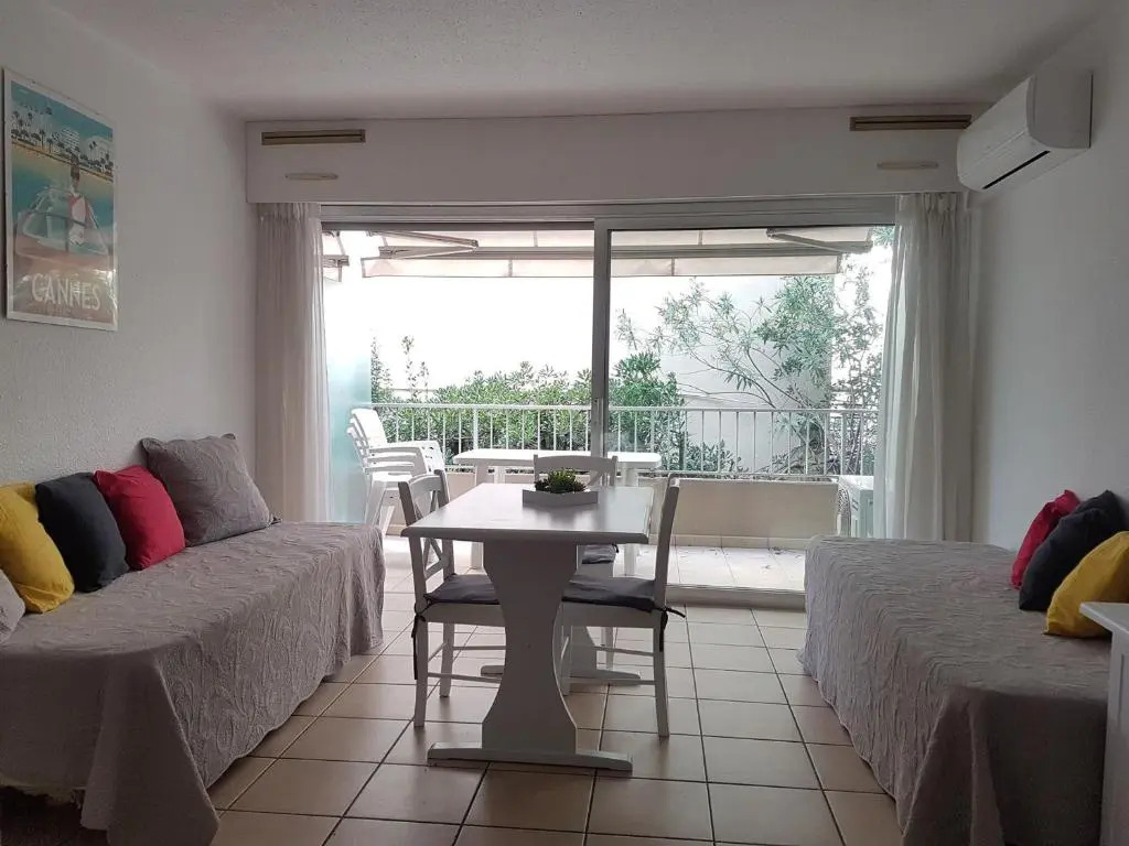 Appartement Saint-Raphaël, 1 pièce, 3 personnes - FR-1-466A-7