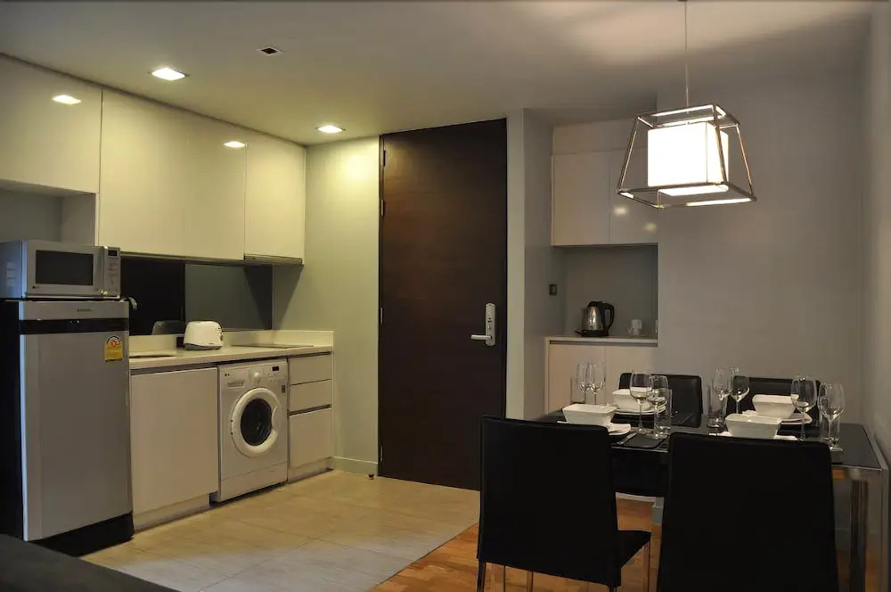 Quad Suites Silom