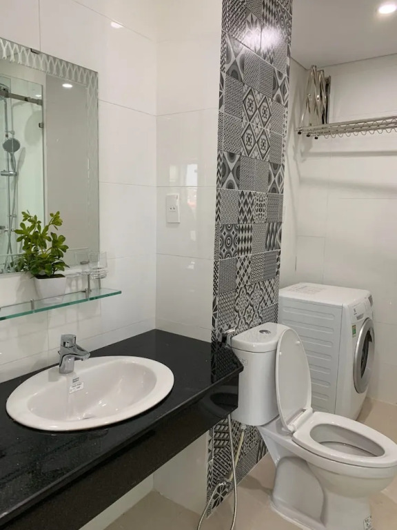 Oyo 1087 Hm Apartment