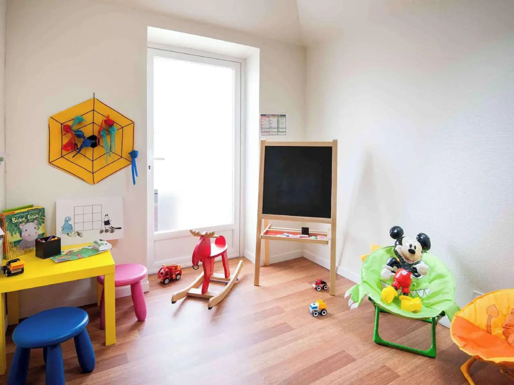 ibis Avallon