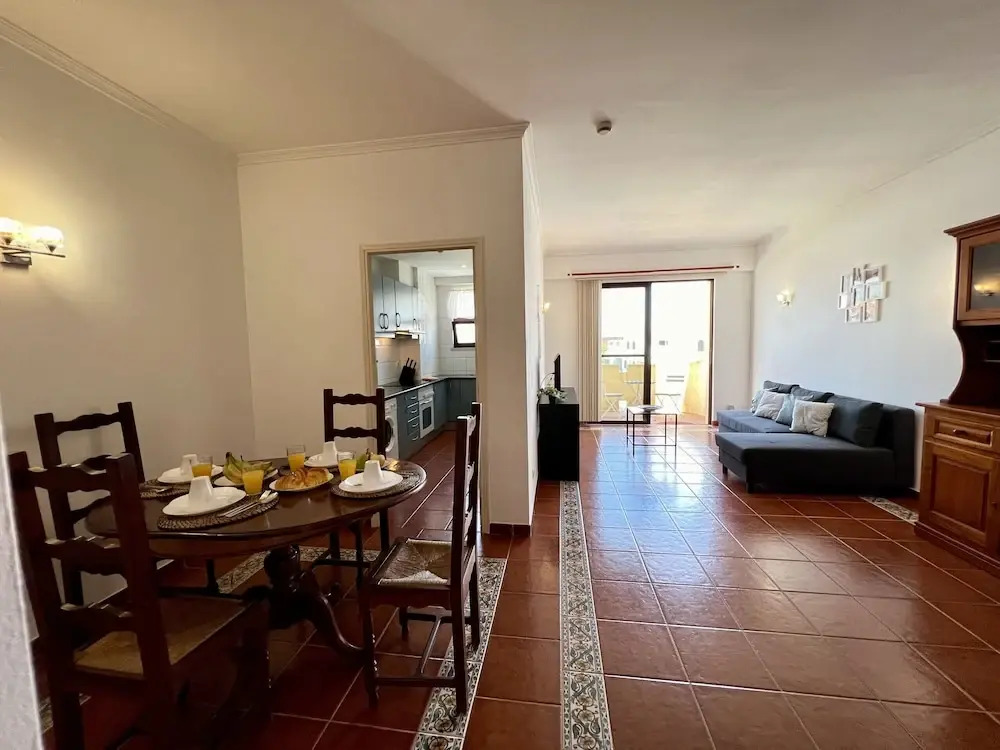 Albufeira Central 9 by Homing