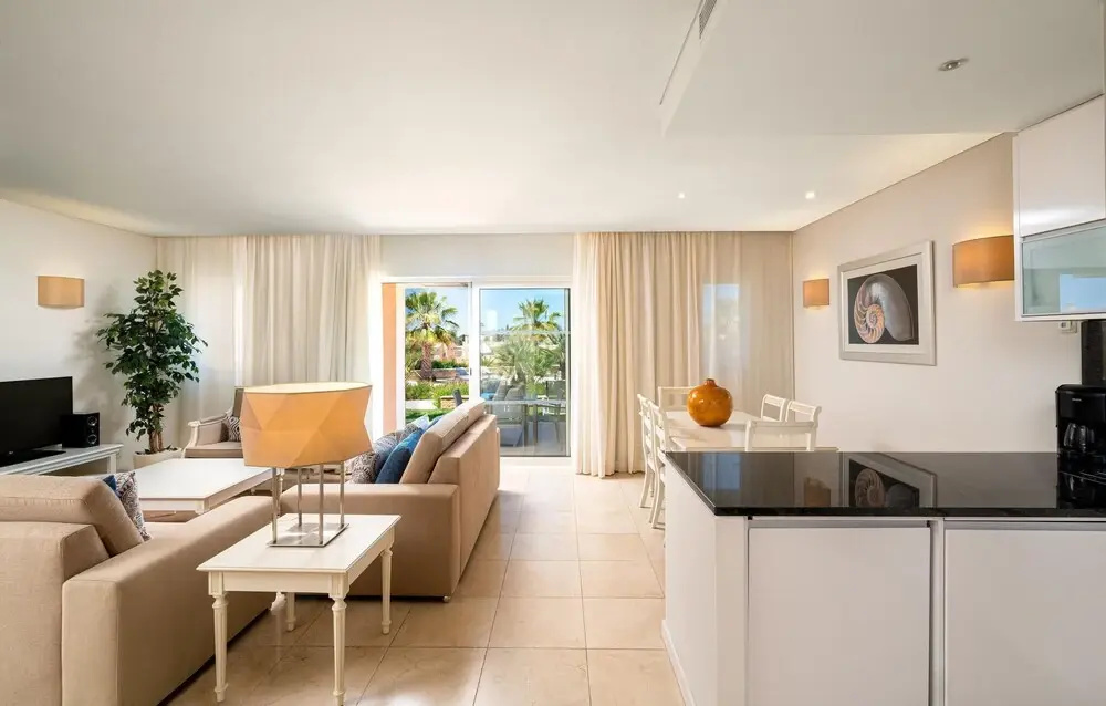 Nice Home in Lagoa With 2 Bedrooms, Outdoor Swimming Pool and Swimming Pool