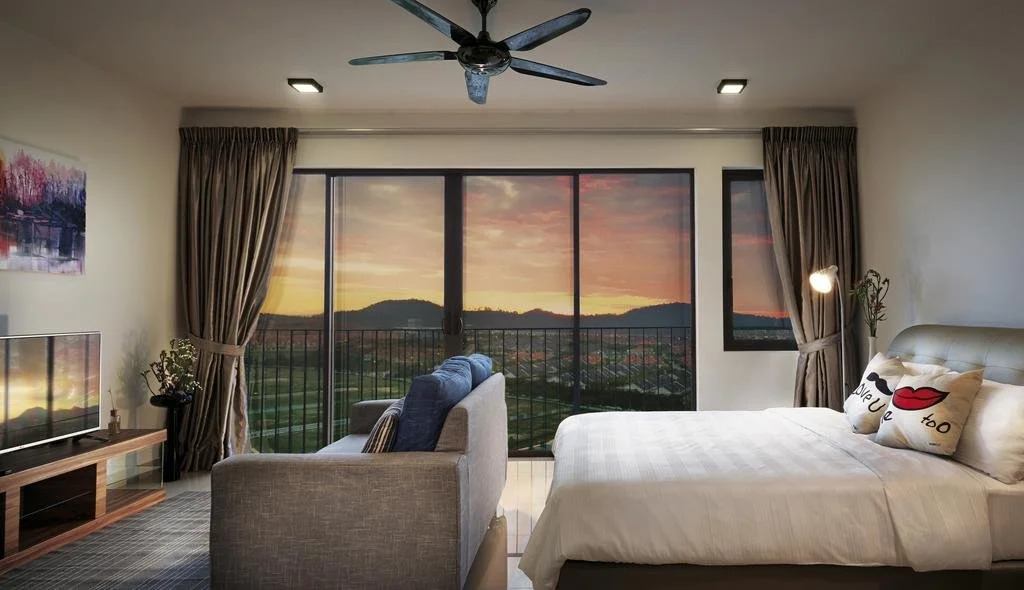 Trefoil Setia Alam by GO-MAIN - Next to Mall & SCCC