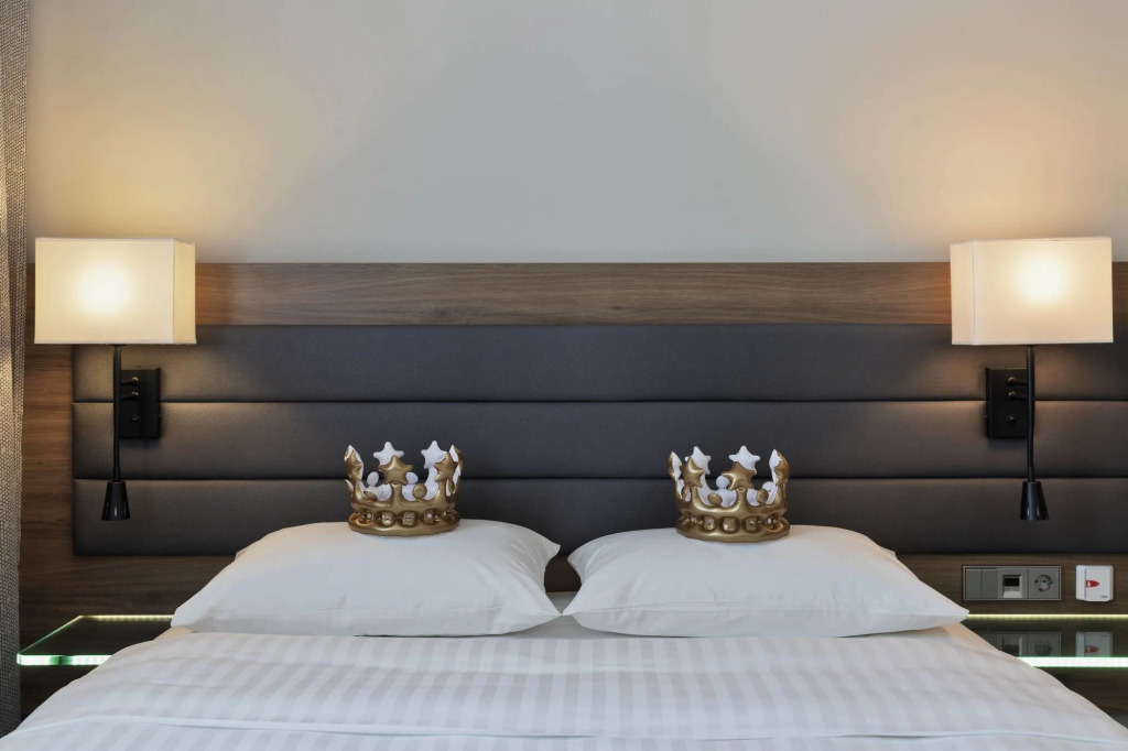MOXY Vienna Airport