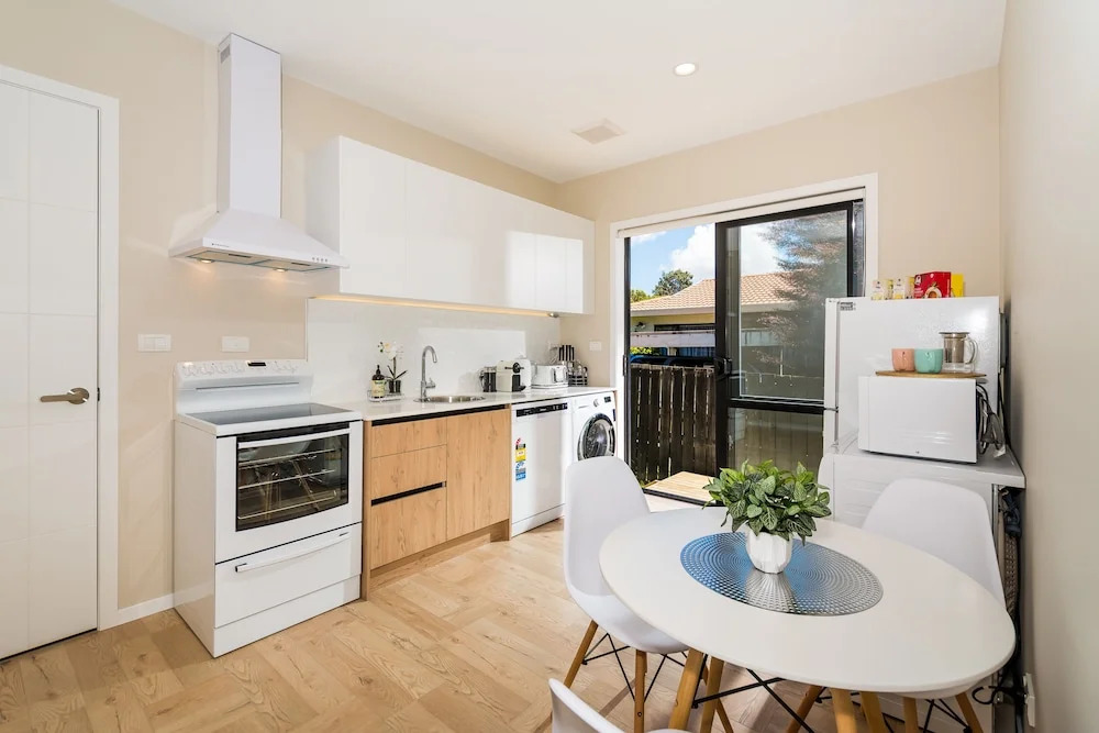 Unsworth Height New 3 Bedrooms Unit