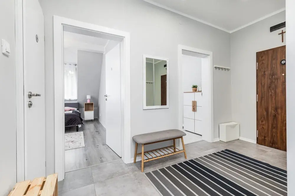 Grodzienska Apartment by Renters