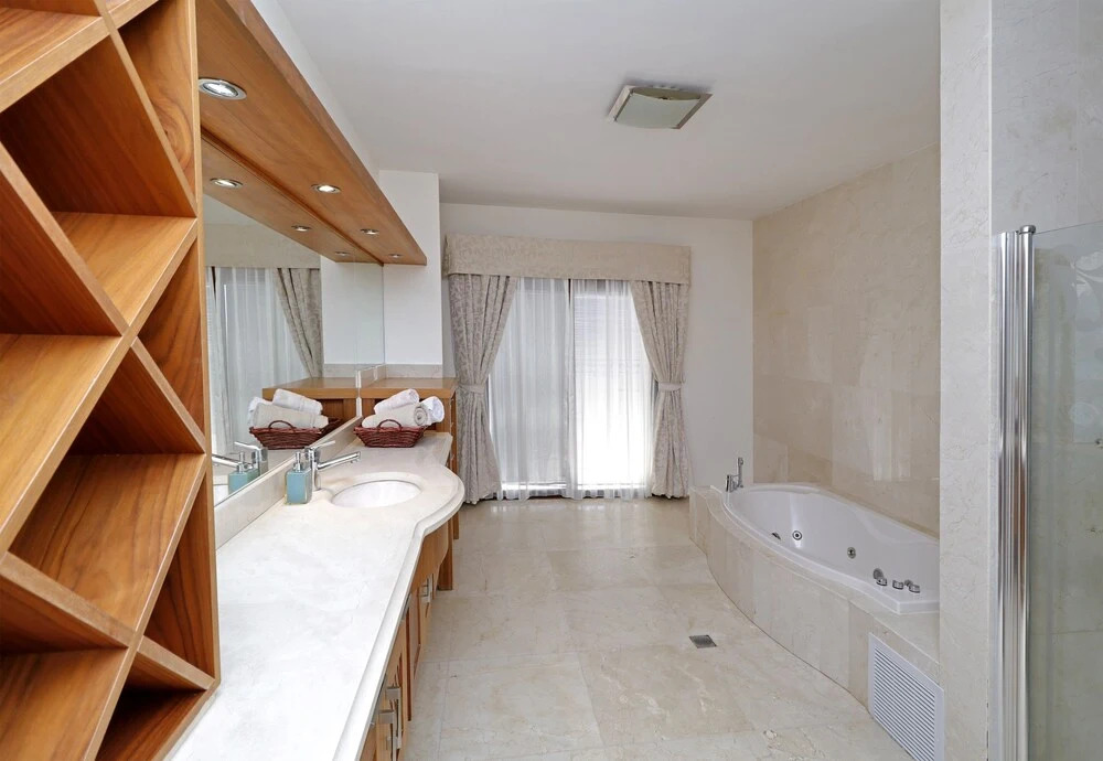 Armon Eilat
