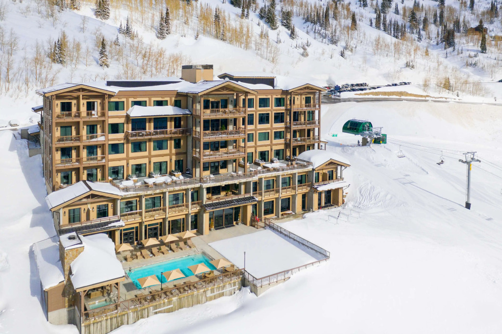 The Snowpine Lodge