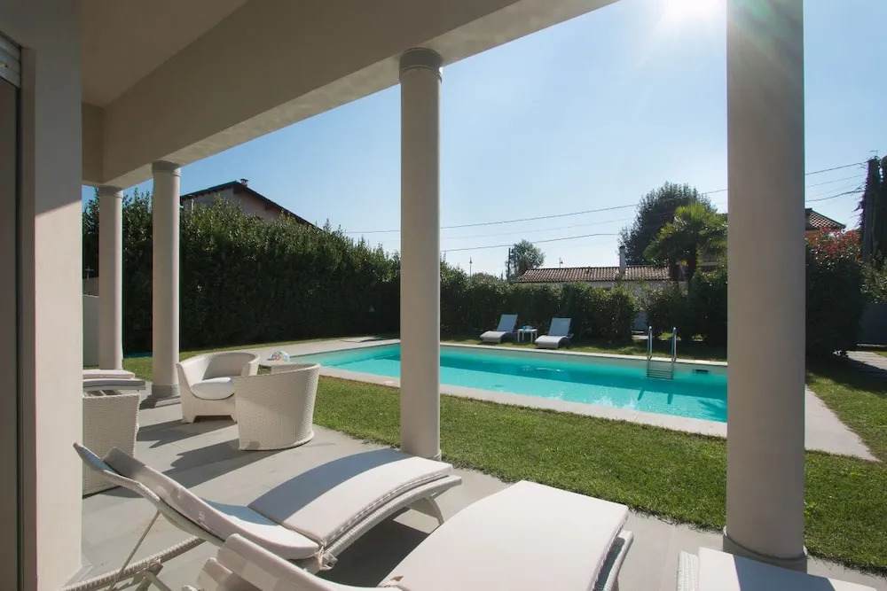 Versilia Sains Souci