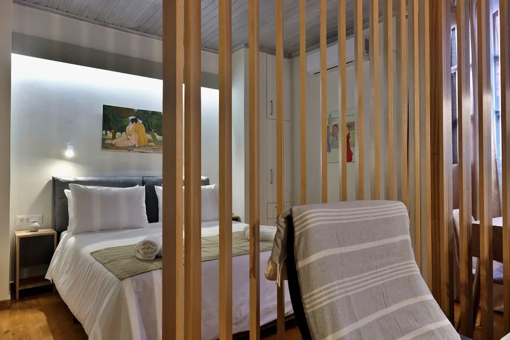 Helianthi Apartment