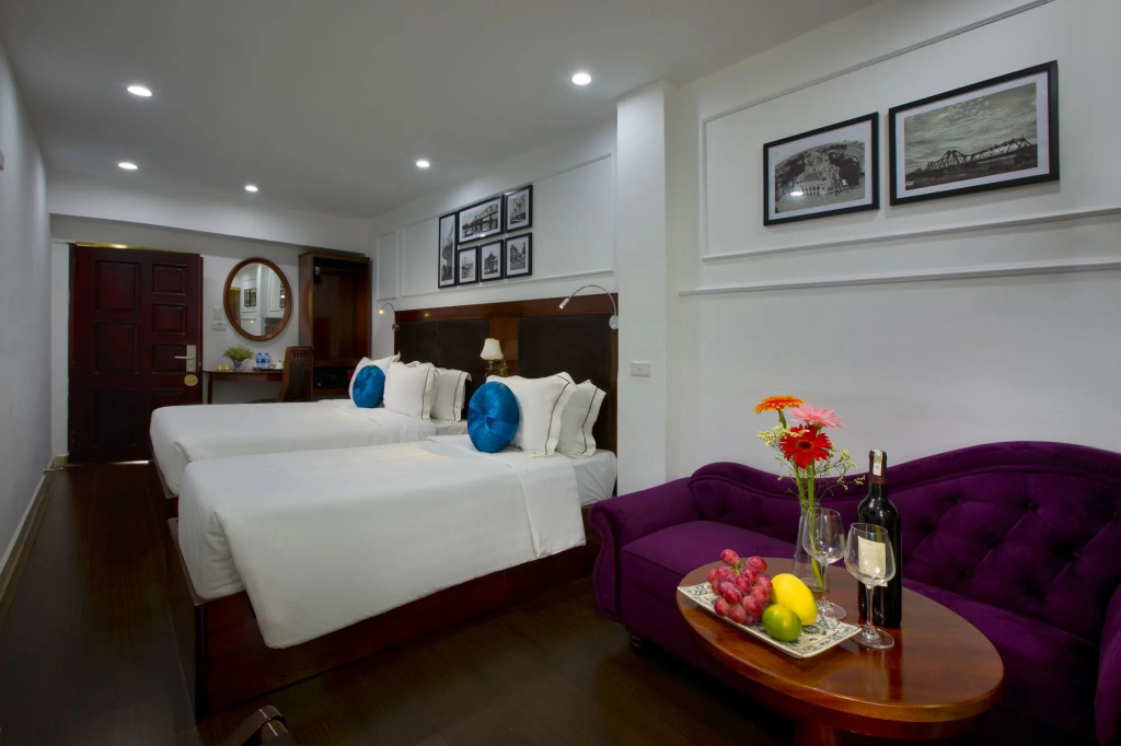 Antique Angel Hotel