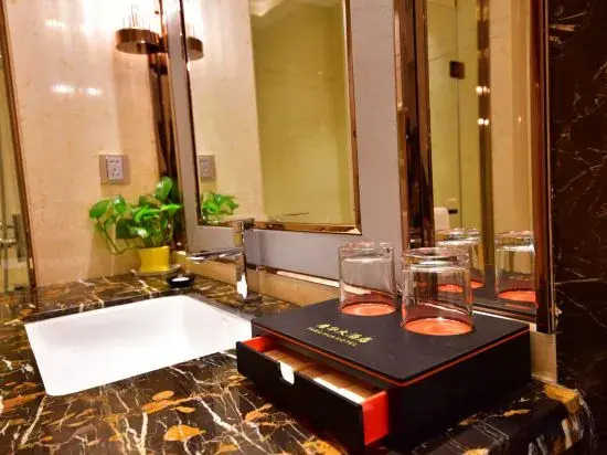 Tang Hua Hotel