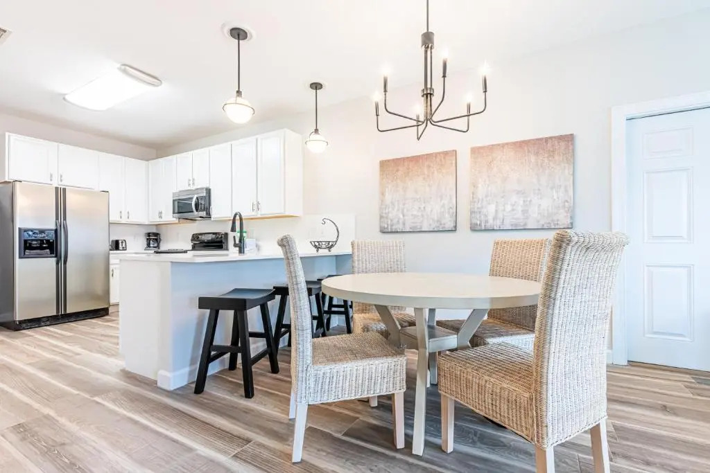 61 Batchelors Button (G) - 3BR 2.5BA - (7)