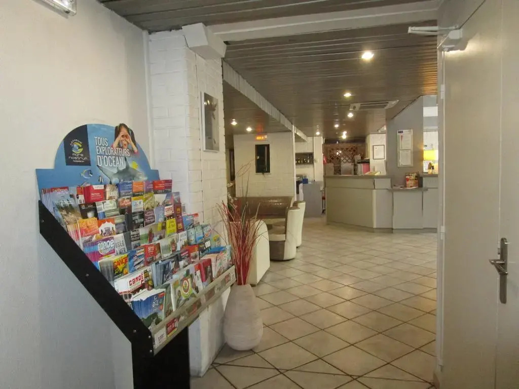 Kyriad Hotel Montpellier Centre Antigone