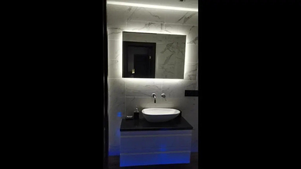 MARBEO 5 star luxury suites - Elkonu