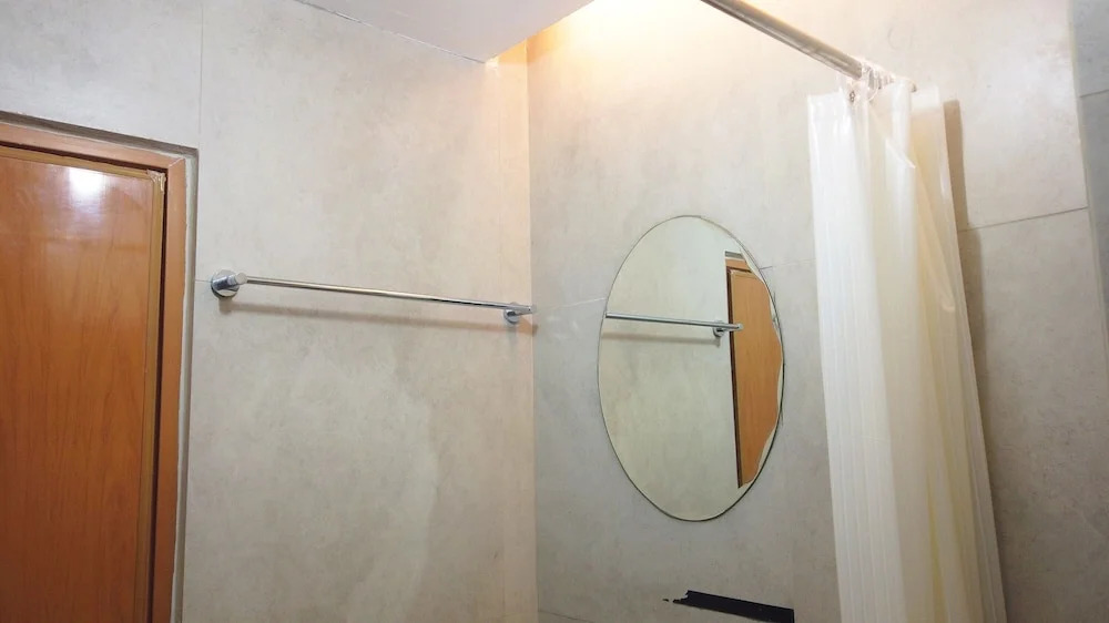 Economic Luxurious Studio Pinewood Apartment Jatinangor near JATOS