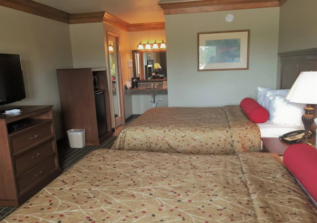 Cattle country lodge