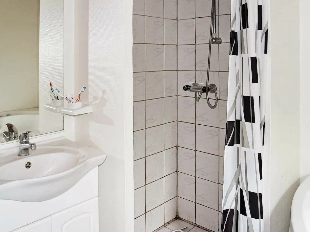 Luxurious Holiday Home in Hadsund With Jacuzzi