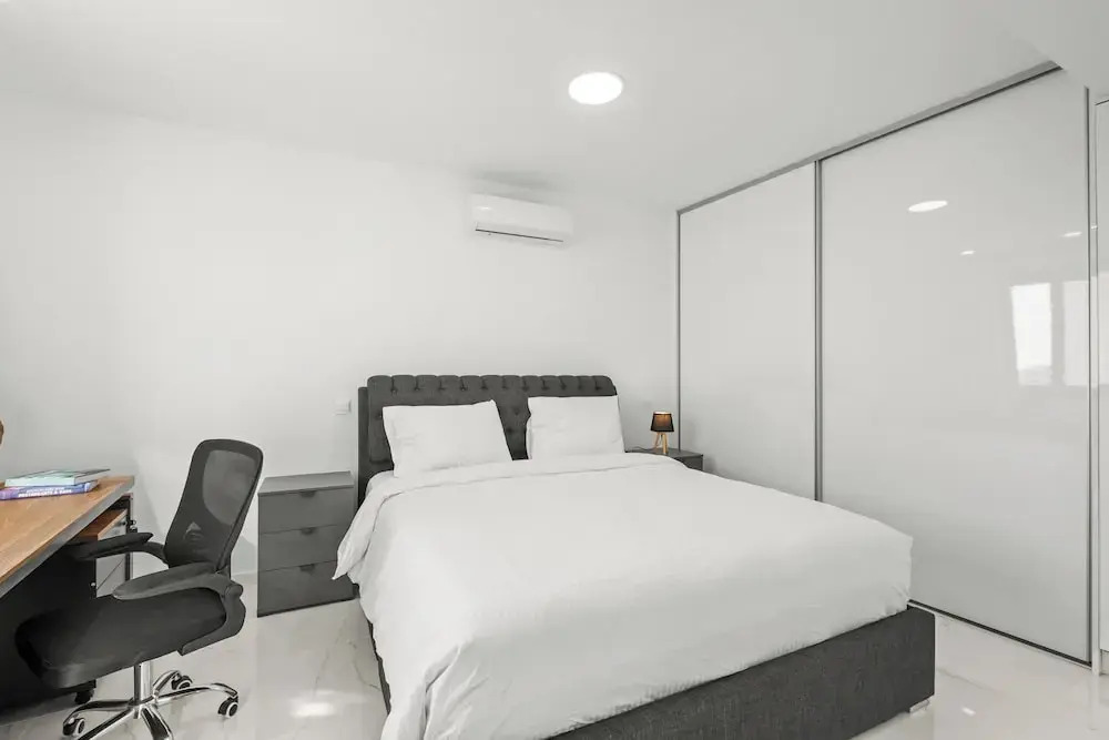 Maestro City Apartments